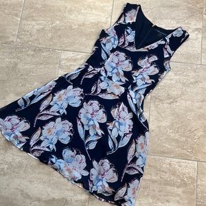 Mid Length, Floral Dress. Size 2